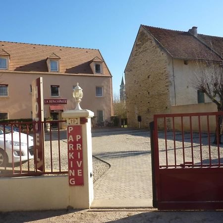 Hôtel A La Renommée Saint-Père Esterno foto