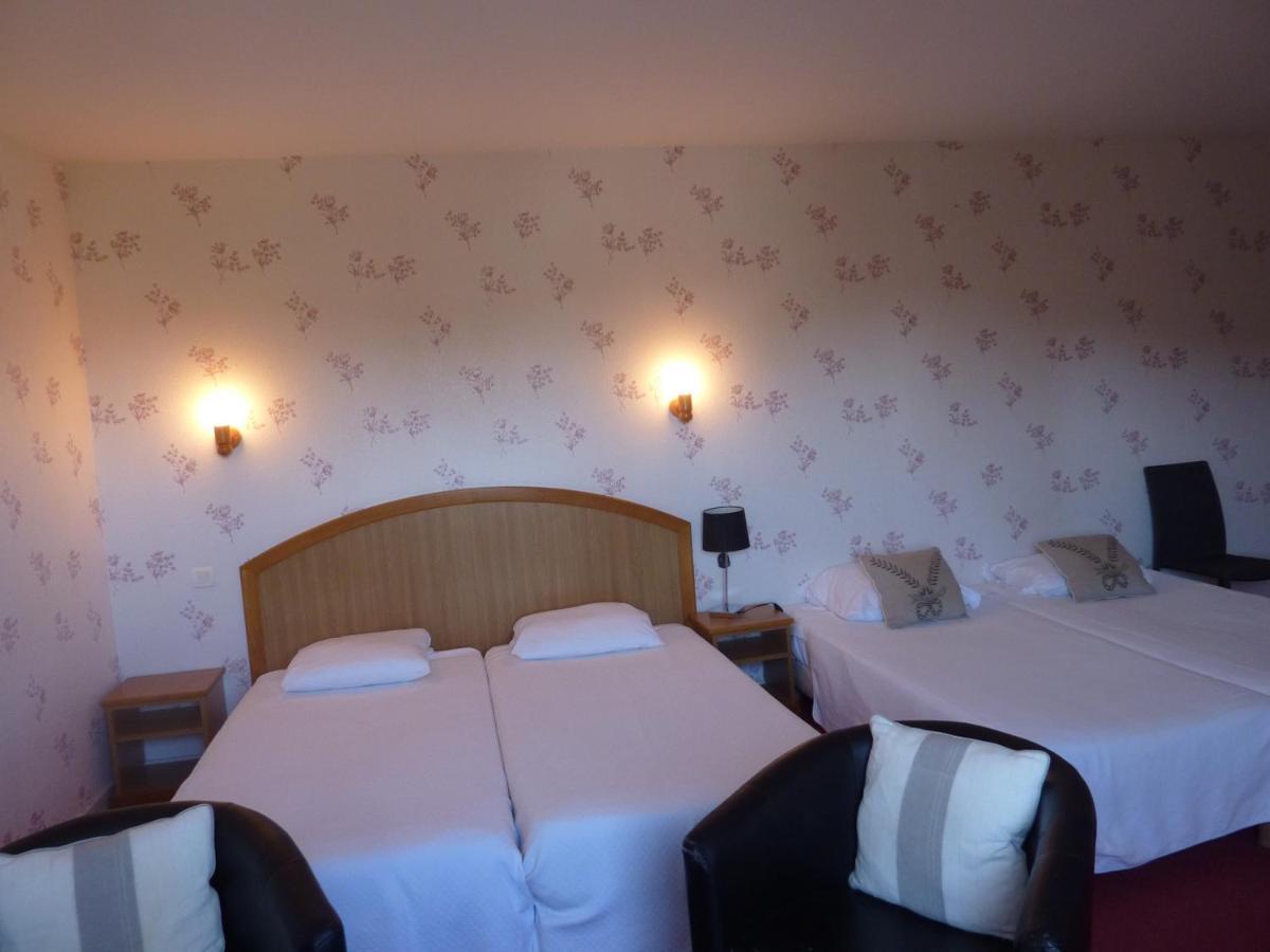 Hôtel A La Renommée Saint-Père Esterno foto